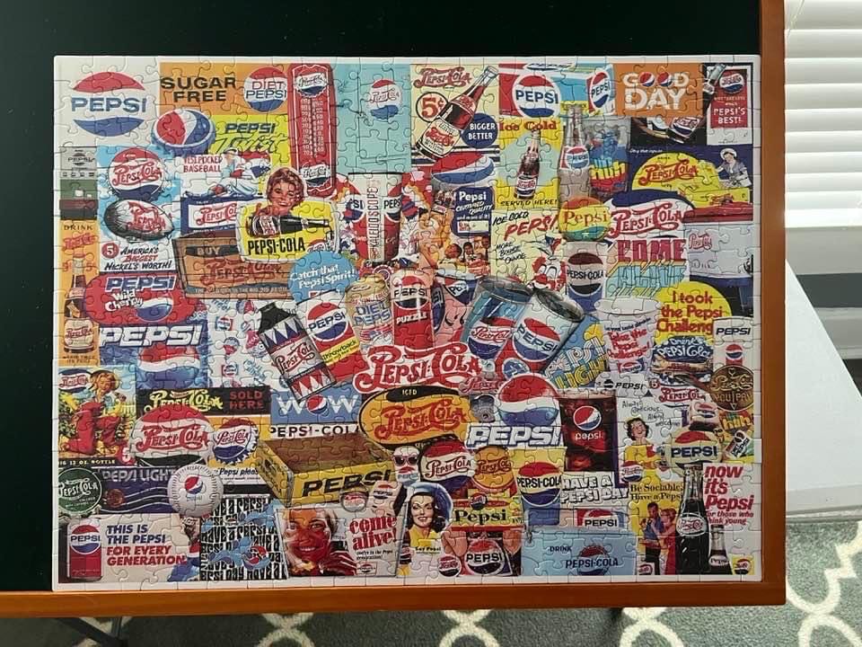 Pepsi - White Mountain puzzle collectible [Barcode 724819261642] - Main Image 3