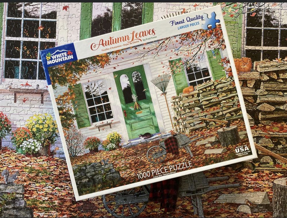 ZZ - Autumn Leaves (SOLD) - White Mountain Puzzles puzzle collectible [Barcode 724819263967] - Main Image 4