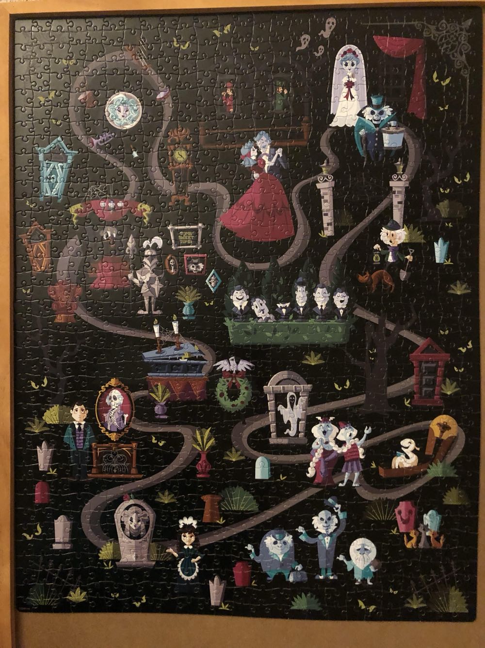 The Haunted Mansion - Disney puzzle collectible - Main Image 2