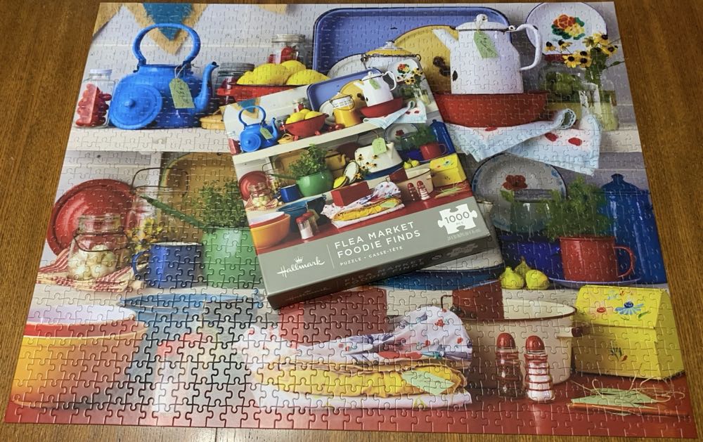 Flea Market Foodie Finds - SOLD - Hallmark puzzle collectible [Barcode 763795594191] - Main Image 4