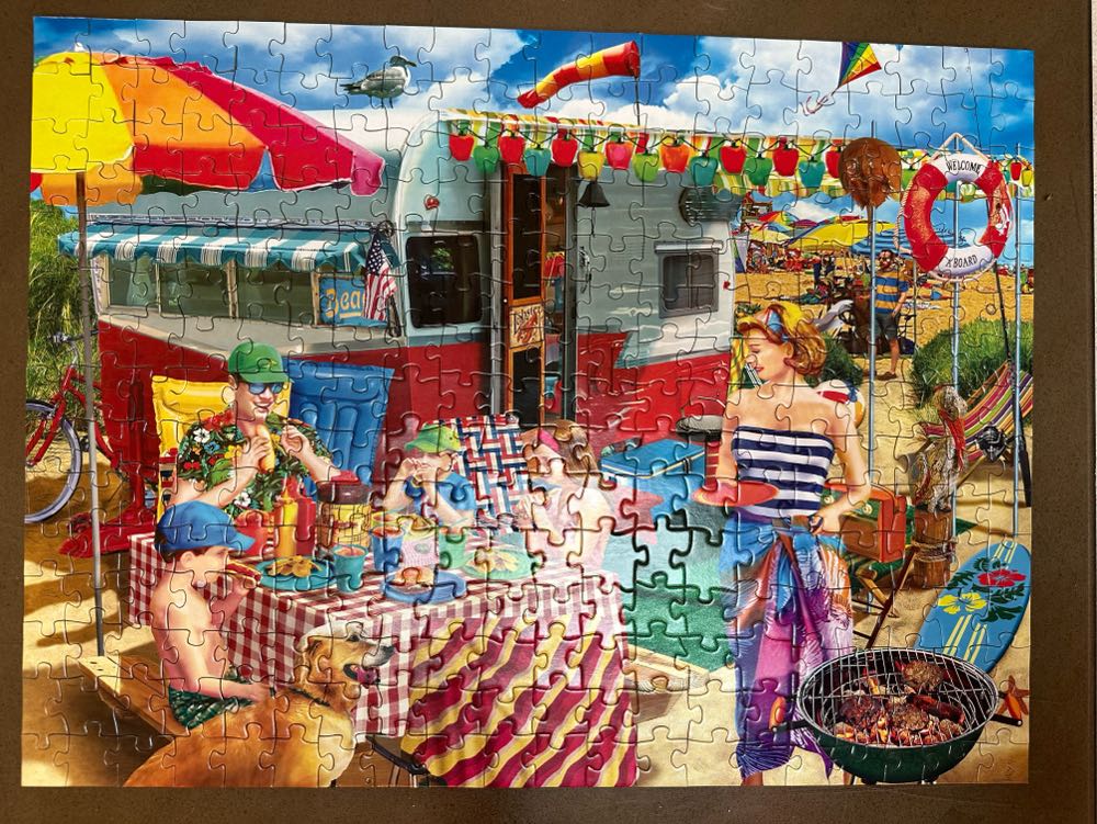 Trip To The Coast - Master Pieces puzzle collectible [Barcode 705988319983] - Main Image 3