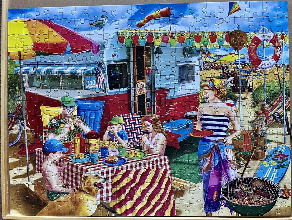 Trip To The Coast - Master Pieces puzzle collectible [Barcode 705988319983] - Main Image 4