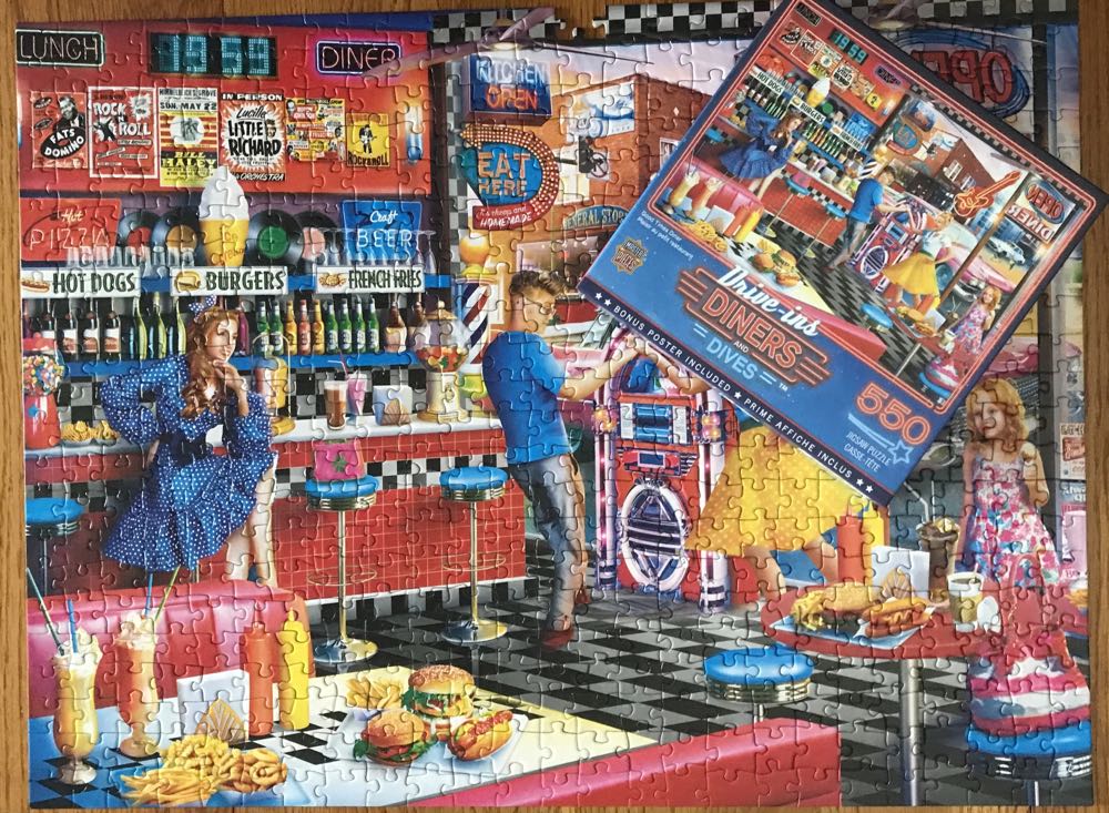 Drive In Diners And Dives - Good Times Diner - MasterPieces puzzle collectible [Barcode 705988319303] - Main Image 3