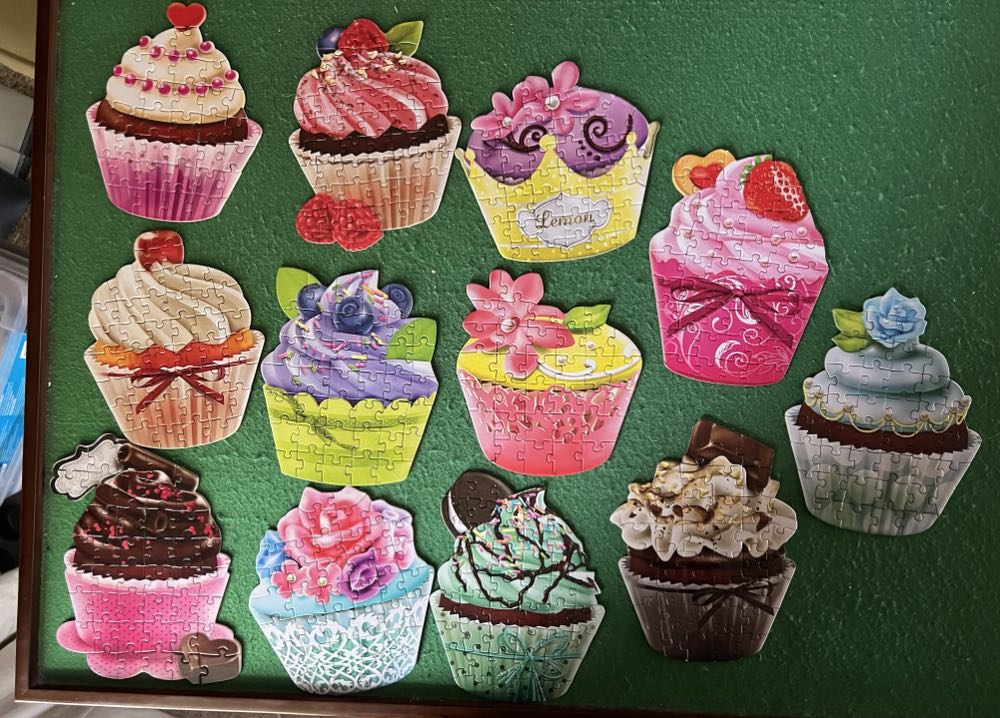 Cupcakes - Cra-Z-Art puzzle collectible [Barcode 4895145401838] - Main Image 2