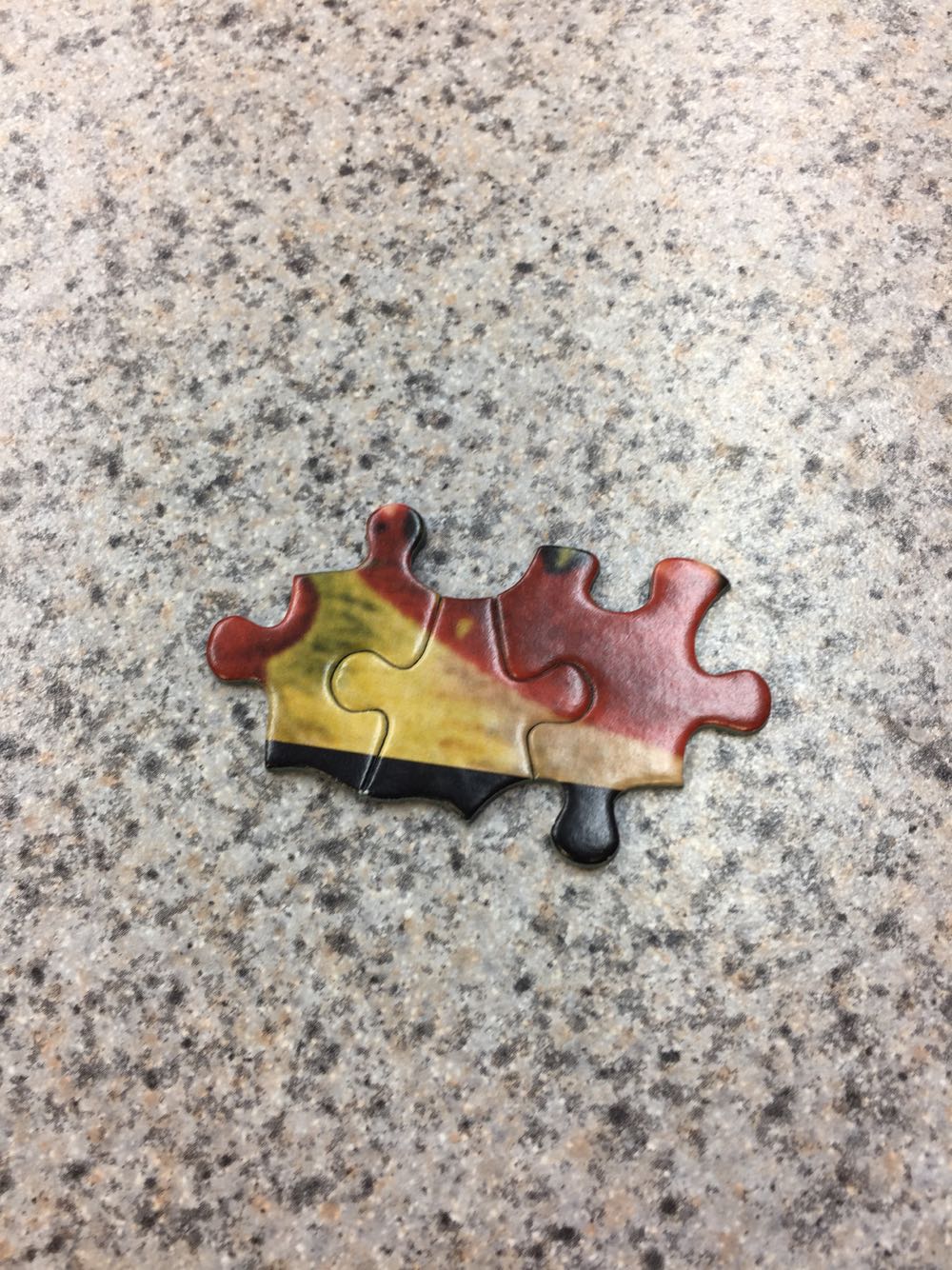 Yankee New England’s Magazine - White Mountain Puzzles puzzle collectible [Barcode 724819254316] - Main Image 4