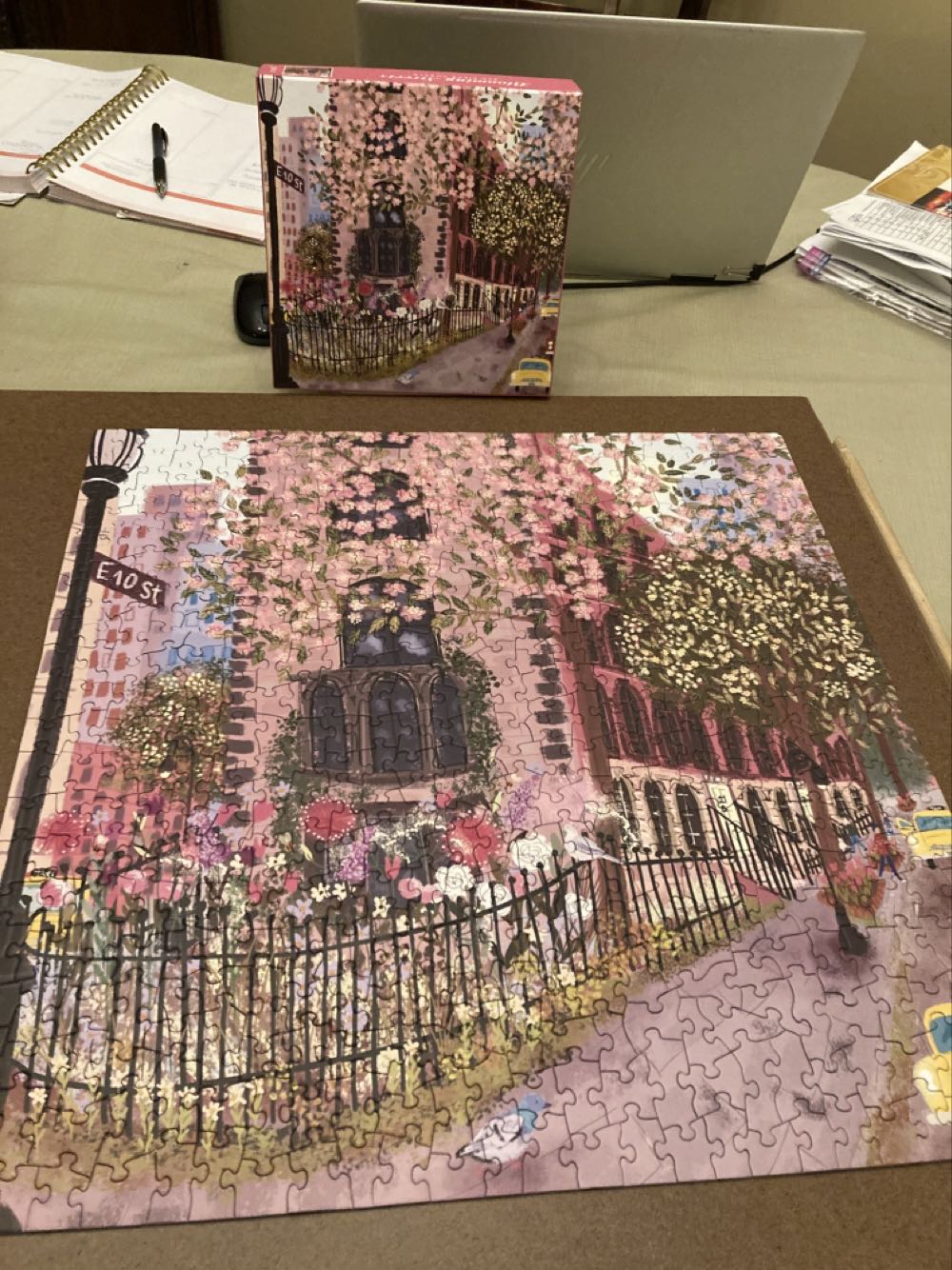 Blooming Streets - Galison puzzle collectible [Barcode 9780735369306] - Main Image 2