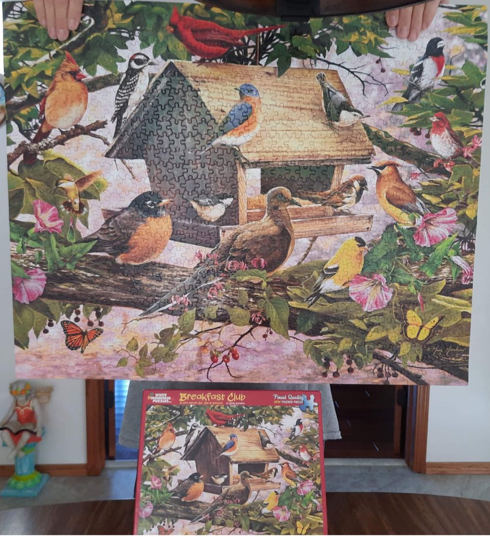 Breakfast Club - White Mountain Puzzles puzzle collectible [Barcode 724819256082] - Main Image 2