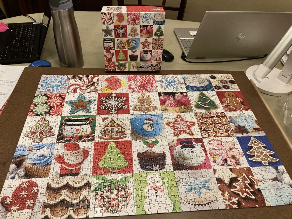 Holiday Treats - Re-marks puzzle collectible [Barcode 681410341008] - Main Image 2