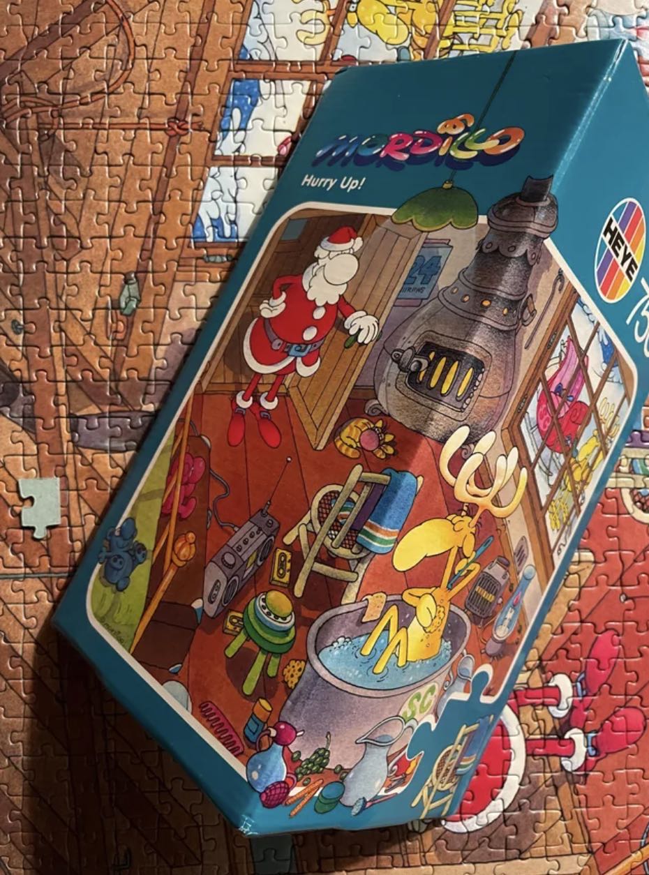 Wasgij Mystery 5 - Sunday Lunch - Jumbo puzzle collectible [Barcode 8710126250099] - Main Image 3