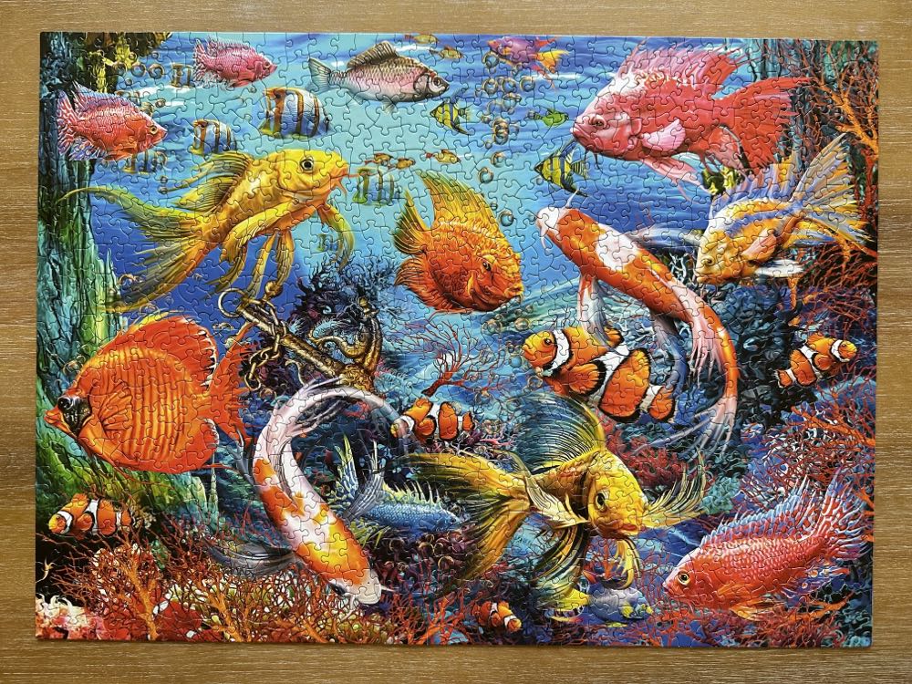 Tropical Fish ✅(C,S) - Vermont Christmas Company puzzle collectible [Barcode 819273021137] - Main Image 2