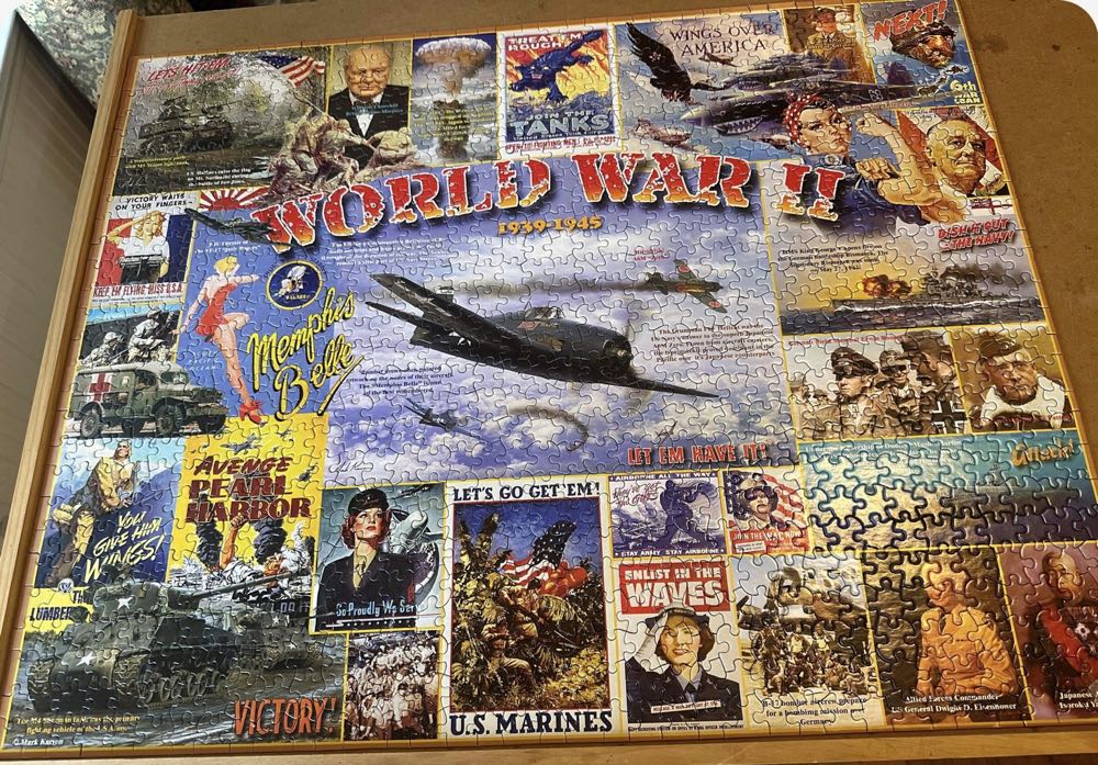 World War II - White Mountain Puzzles, Inc. puzzle collectible [Barcode 724819255887] - Main Image 2