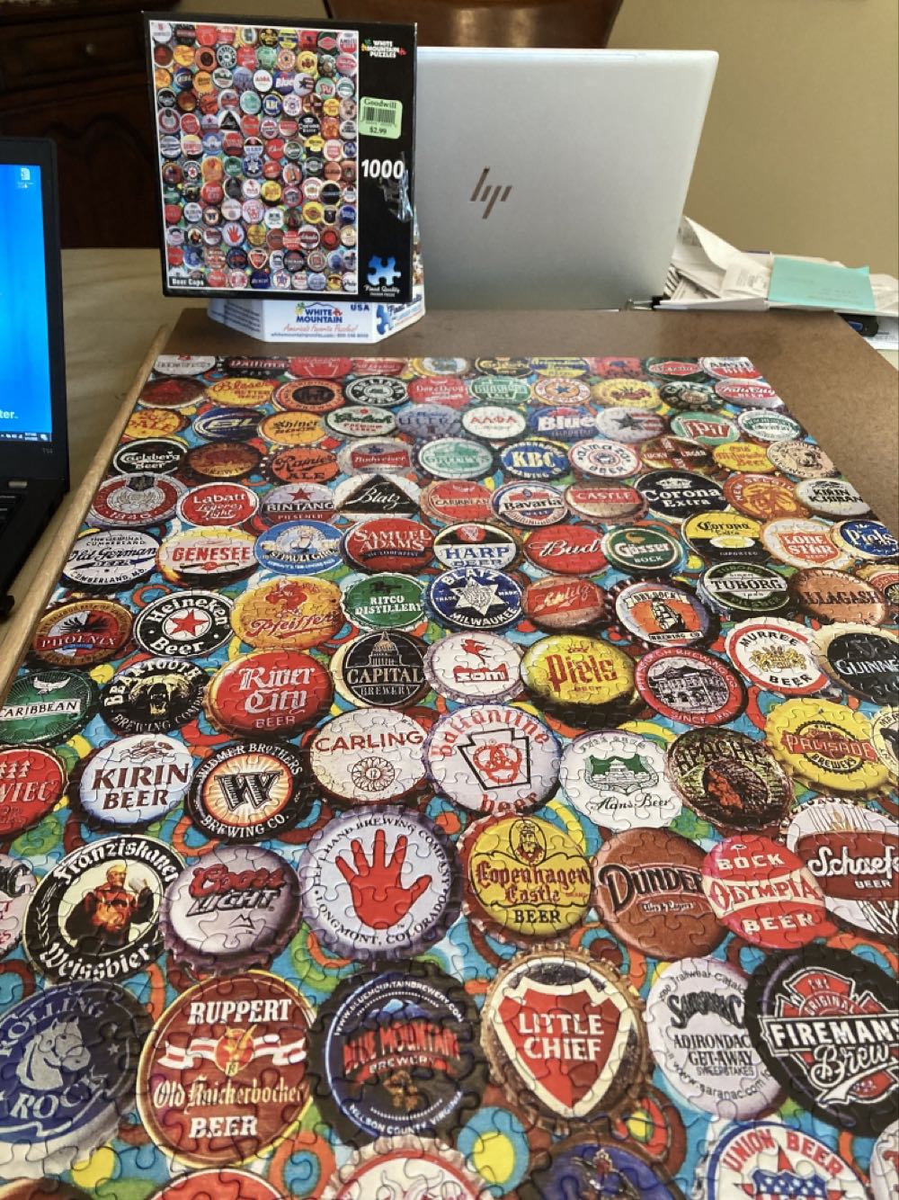 Beer Caps - White Mountain puzzle collectible [Barcode 724819257782] - Main Image 2