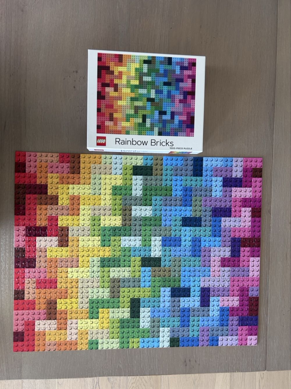 Lego Rainbow Bricks - Chronicle Books puzzle collectible [Barcode 9781797210728] - Main Image 4