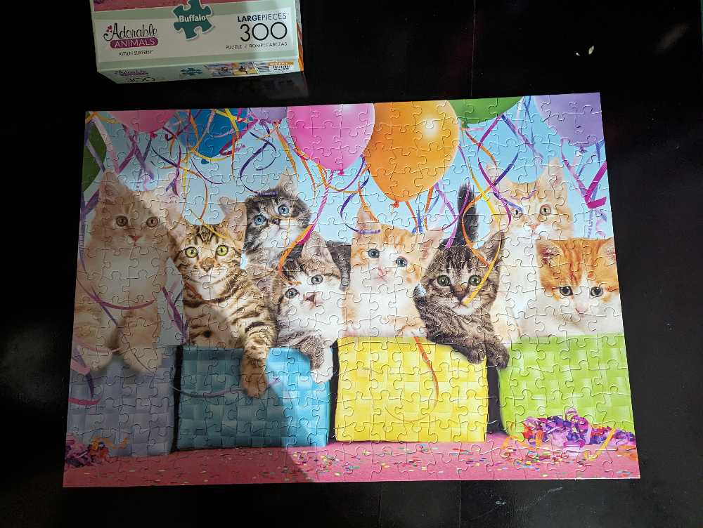 Sold Kitten Surprise - Buffalo Games 🇺🇸 puzzle collectible [Barcode 079346027040] - Main Image 2