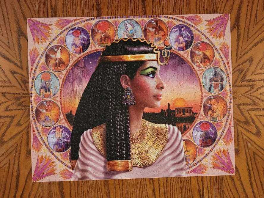 S-Cleopatra - Legends Of The Nile - White Mountain Puzzles puzzle collectible [Barcode 724849249290] - Main Image 2