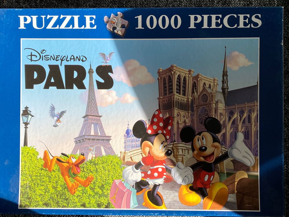 Disneyland Paris - Clementoni puzzle collectible - Main Image 1
