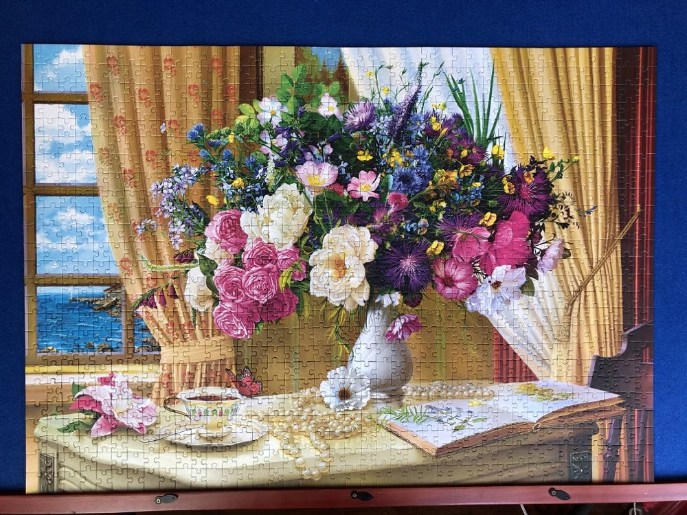 Flowers In The Morning - Trefl puzzle collectible [Barcode 5900511105261] - Main Image 2