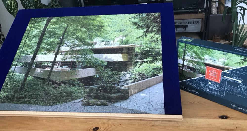 Fallingwater 🔵 - Galison puzzle collectible [Barcode 9780735349605] - Main Image 2