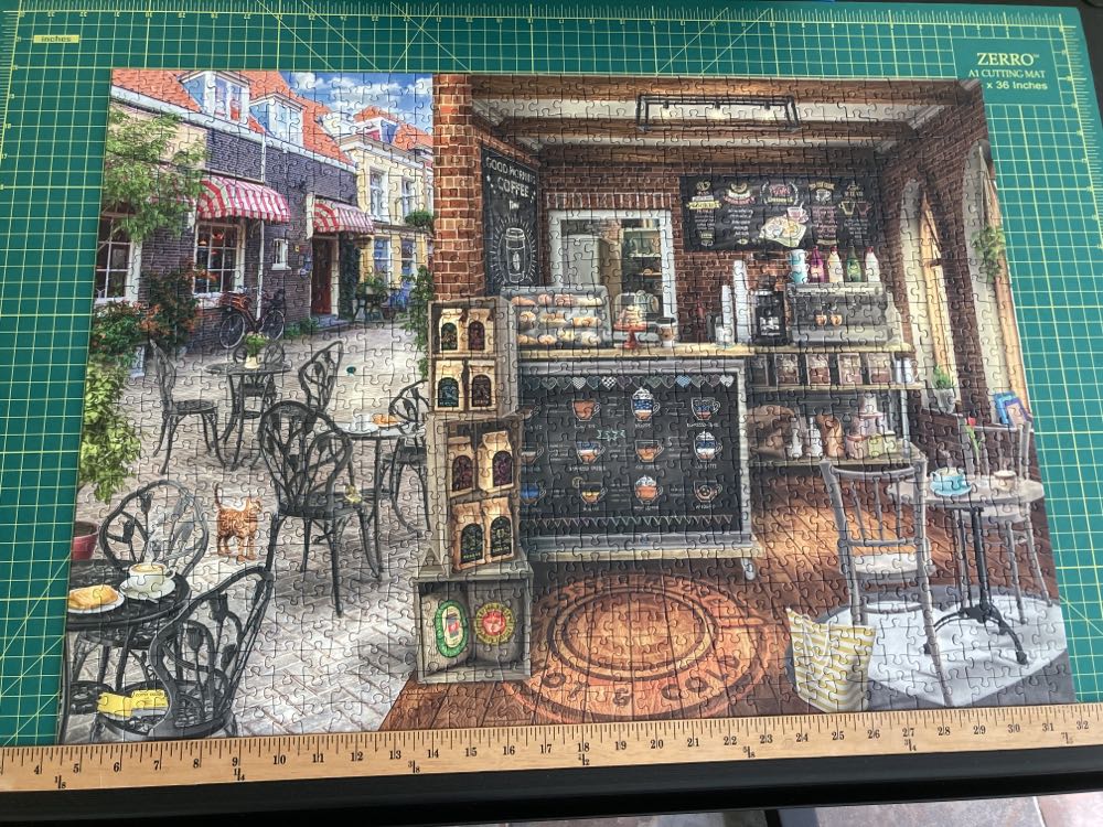 Quaint Cafe - Ravensburger puzzle collectible [Barcode 4005556168057] - Main Image 3