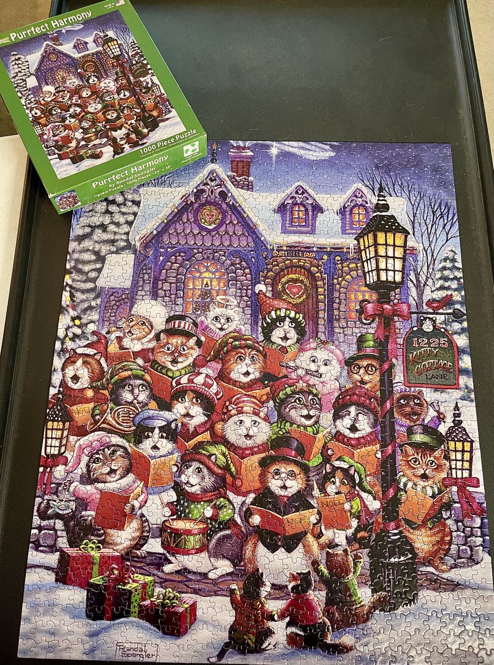 Purrfect Harmony - Vermont Christmas Company puzzle collectible [Barcode 871241009318] - Main Image 2