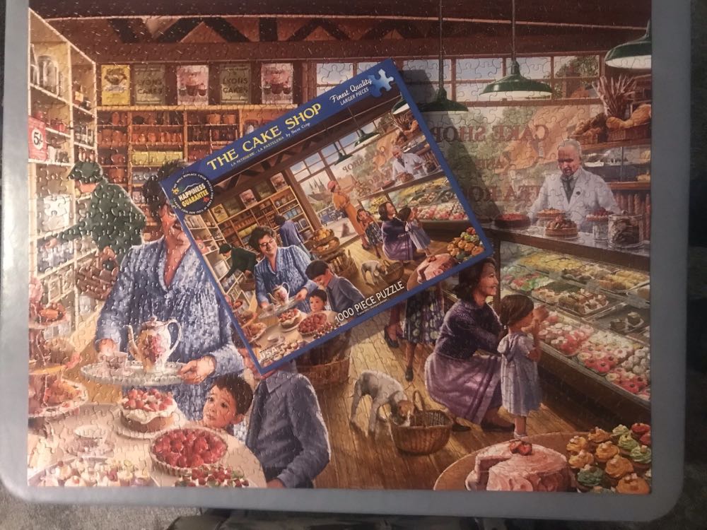 Cake Shop  - White Mountain puzzle collectible [Barcode 724819258048] - Main Image 3