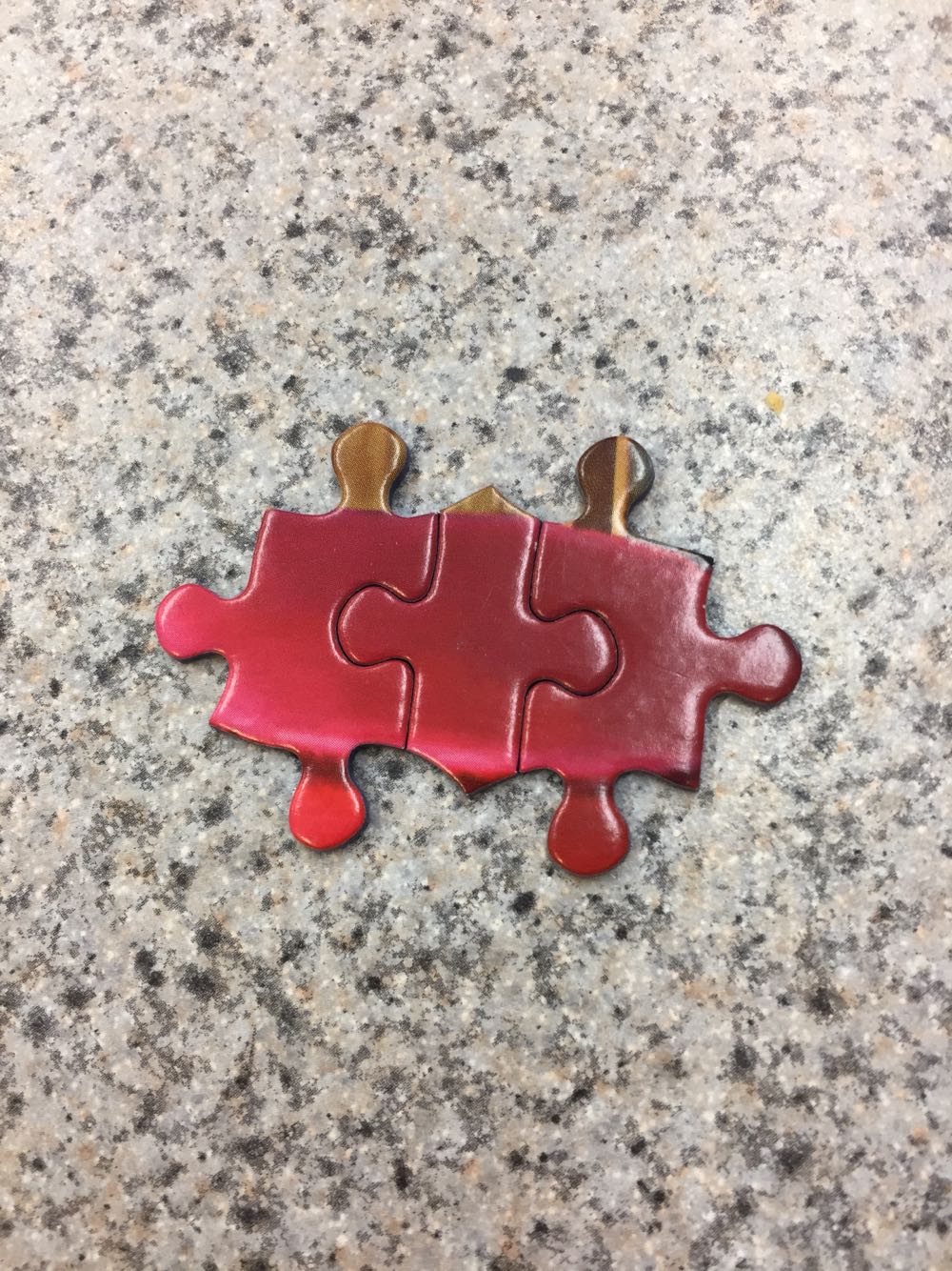 Artist’s Studio  (Item#1379) (2018) - White Mountain puzzle collectible [Barcode 724819261055] - Main Image 4