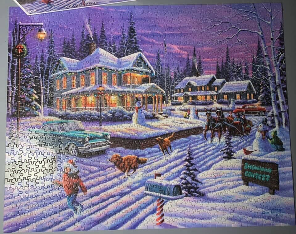 Snowman Contest - Completed (Holding For Kendra) - White Mountain Puzzles puzzle collectible [Barcode 724819258819] - Main Image 3