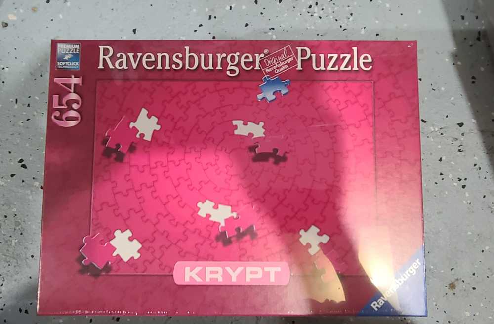 Krypt Pink - Ravensburger puzzle collectible [Barcode 4005556165643] - Main Image 3