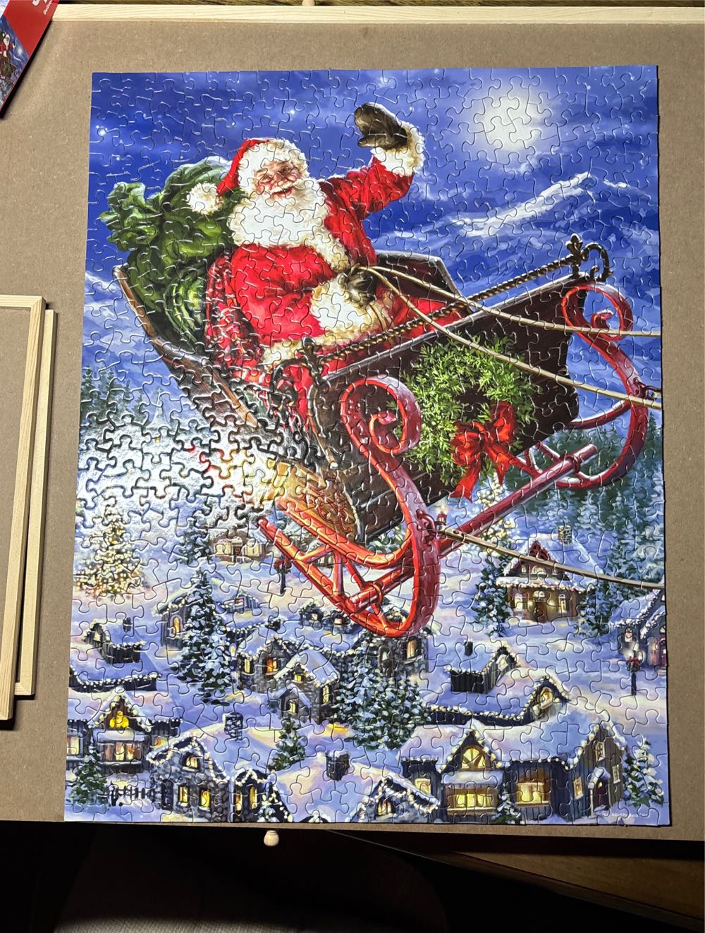 Delivering Christmas - Springbok 🇺🇸 puzzle collectible [Barcode 091683016068] - Main Image 4