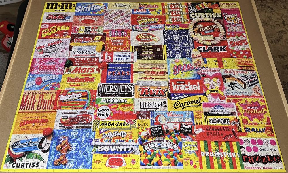 Vintage Candy - White Mountain Puzzles puzzle collectible [Barcode 724819262564] - Main Image 2