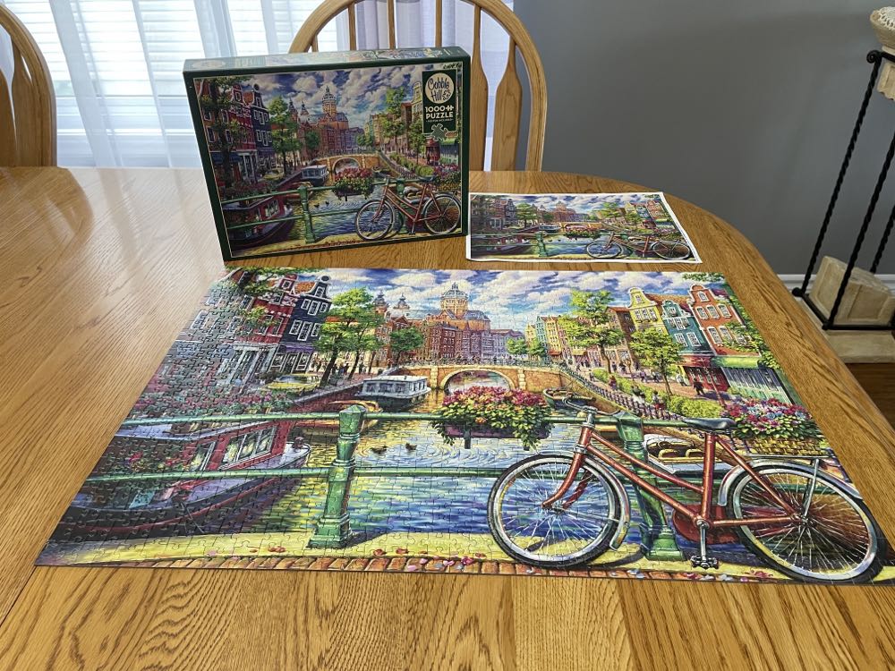 Amsterdam Canal - Cobble Hill puzzle collectible [Barcode 625012801805] - Main Image 2