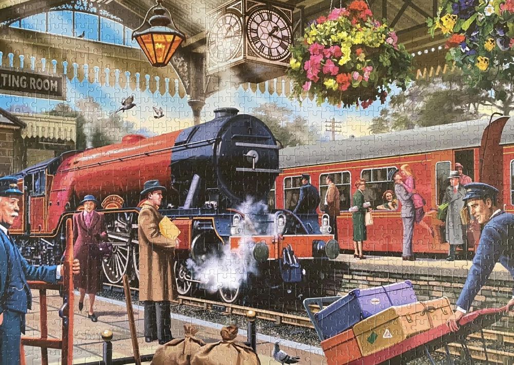 Waiting On The Platform - Falcon de luxe puzzle collectible [Barcode 8710126112502] - Main Image 3