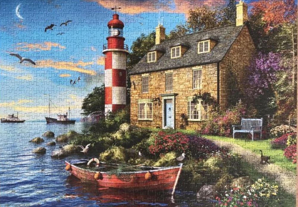The Lighthouse Keepers Cottage - Falcon de luxe puzzle collectible [Barcode 8710126112472] - Main Image 2