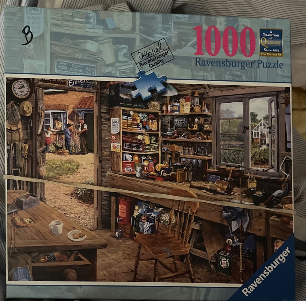 Dad’s Shed* - Ravensburger puzzle collectible [Barcode 4005556824724] - Main Image 2