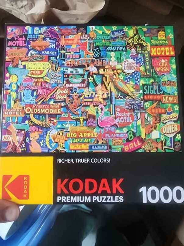 Neon Retro Signs - Cra-Z-Art puzzle collectible [Barcode 4895145427715] - Main Image 4