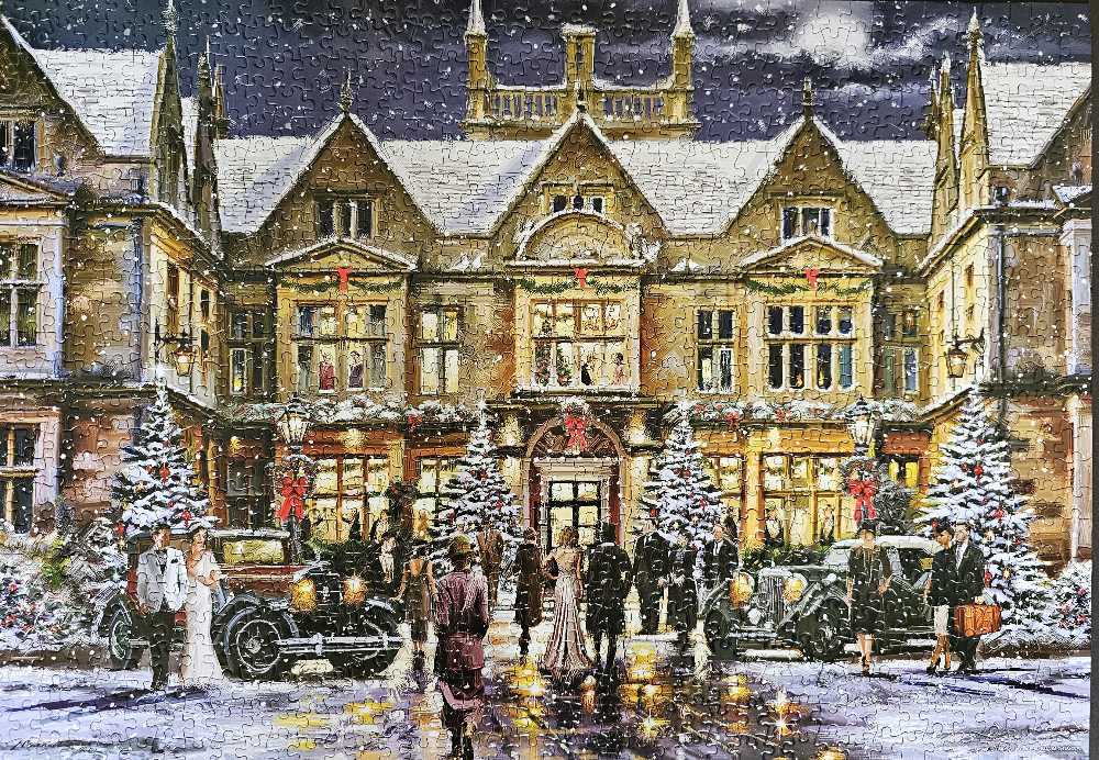 Manors & Cottages: Winter Mansion - TCG Toys puzzle collectible [Barcode 686141027726] - Main Image 2