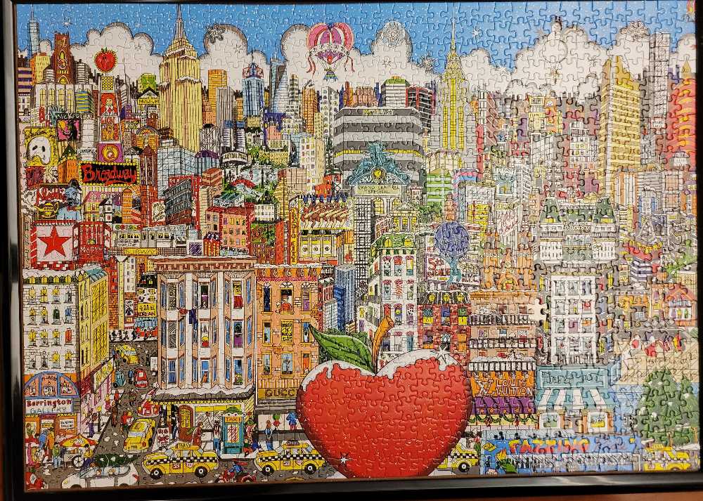 A Winter Visit to the Big Apple BAC - TCG Toys puzzle collectible [Barcode 686141103017] - Main Image 2