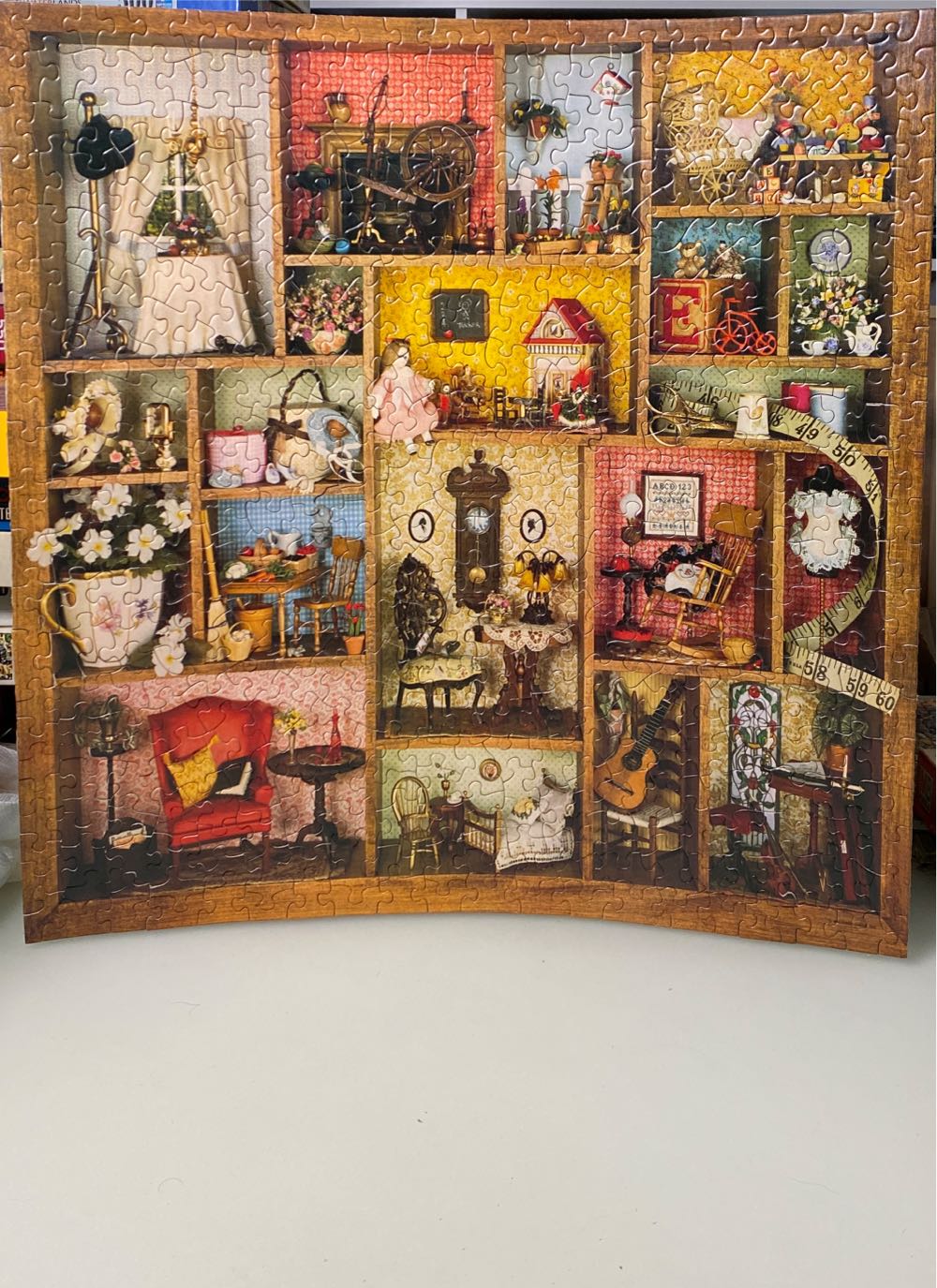 Tiny Treasures - Springbok 🇺🇸 puzzle collectible - Main Image 4