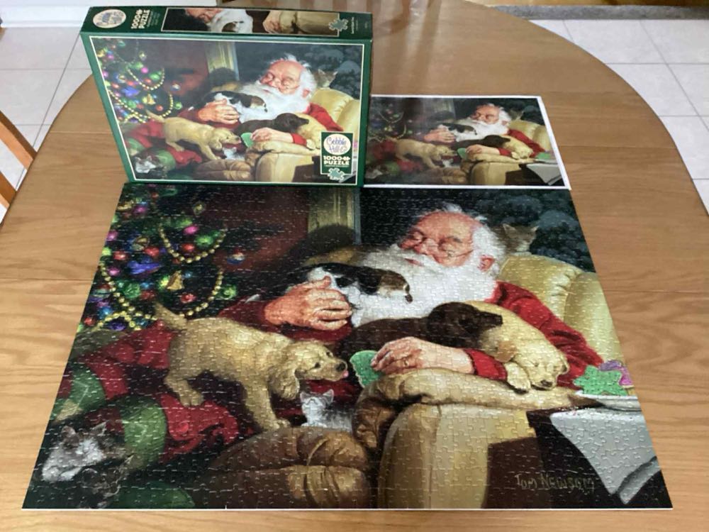 Santa’s Quiet Time - Cobble Hill puzzle collectible [Barcode 625012803014] - Main Image 2
