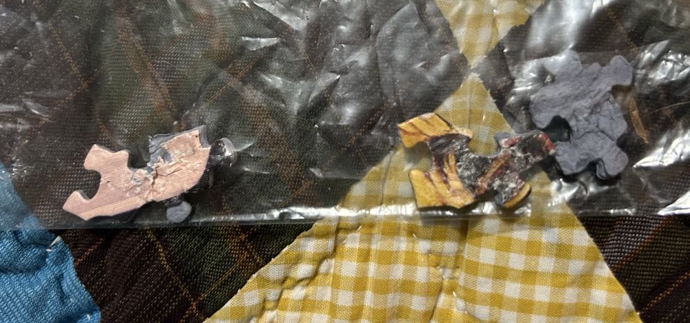 3 Tokens Required - Cobble Hill puzzle collectible [Barcode 625012516563] - Main Image 3