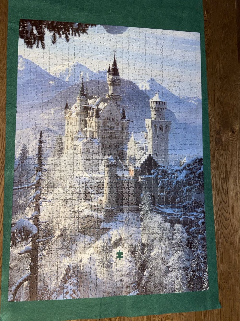 Neuschwanstein Castle - Clementoni High Quality Collection puzzle collectible [Barcode 8005125315826] - Main Image 2
