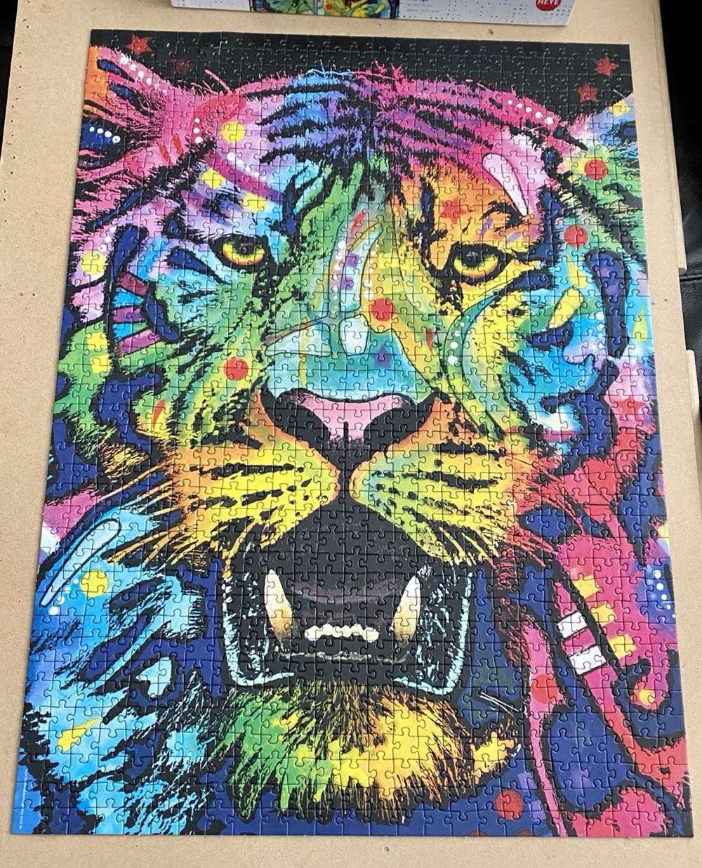 Wild Tiger Jolly Pets - HEYE puzzle collectible [Barcode 4001689297664] - Main Image 2