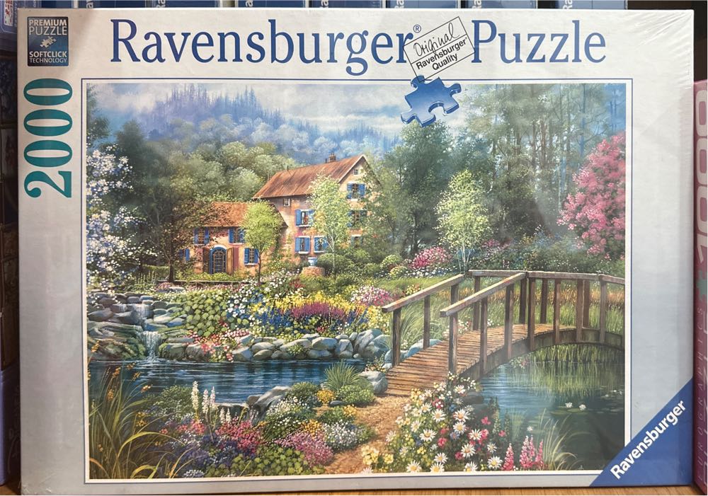 Shades Of Summer - Ravensburger puzzle collectible [Barcode 4005556166374] - Main Image 2
