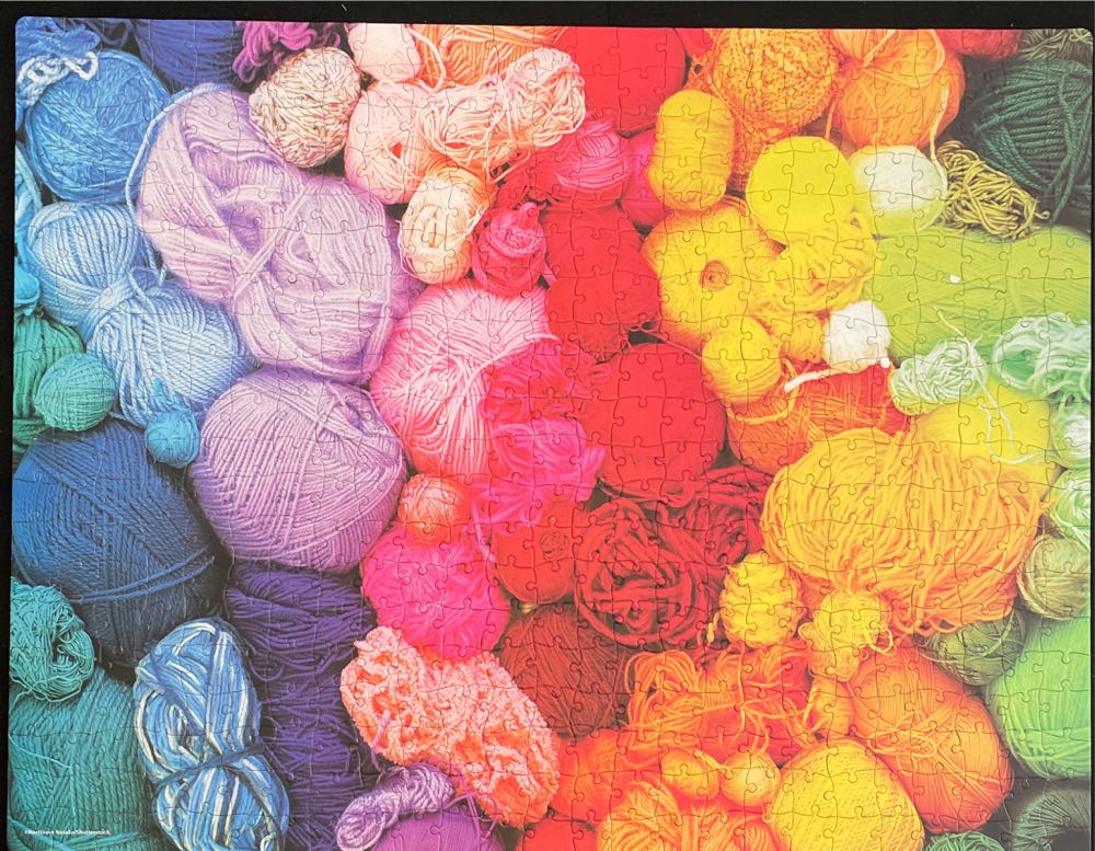 Rainbow Yarn - Milton Bradley (MB) puzzle collectible [Barcode 778988300558] - Main Image 3
