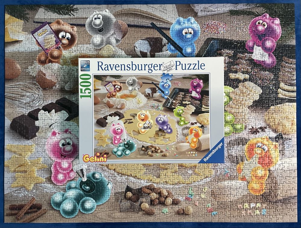 Gelini’s - Christmas Bakery - Ravensburger puzzle collectible - Main Image 4
