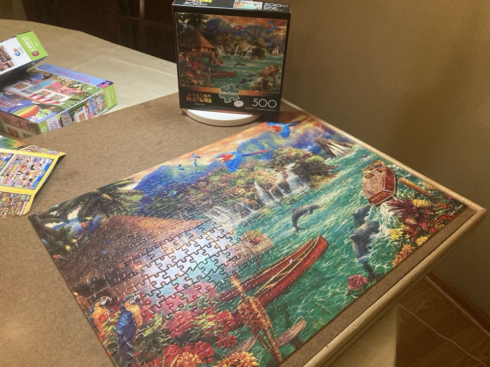 Island Life - Buffalo puzzle collectible [Barcode 079346037933] - Main Image 3