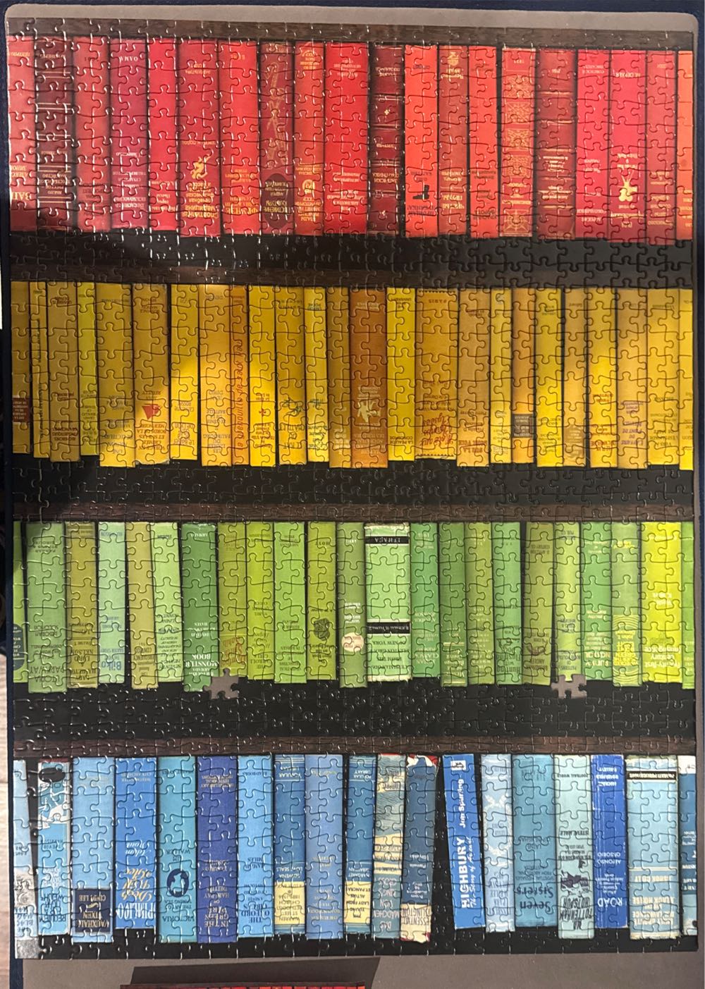 I’d Rather Be Reading - Galison puzzle collectible [Barcode 9780735360532] - Main Image 2