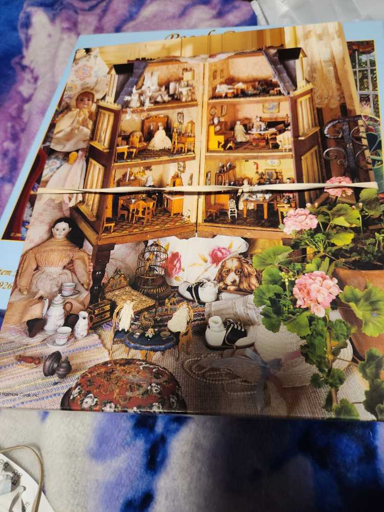 Memories in Miniature* - Springbok (Vintage) puzzle collectible - Main Image 2