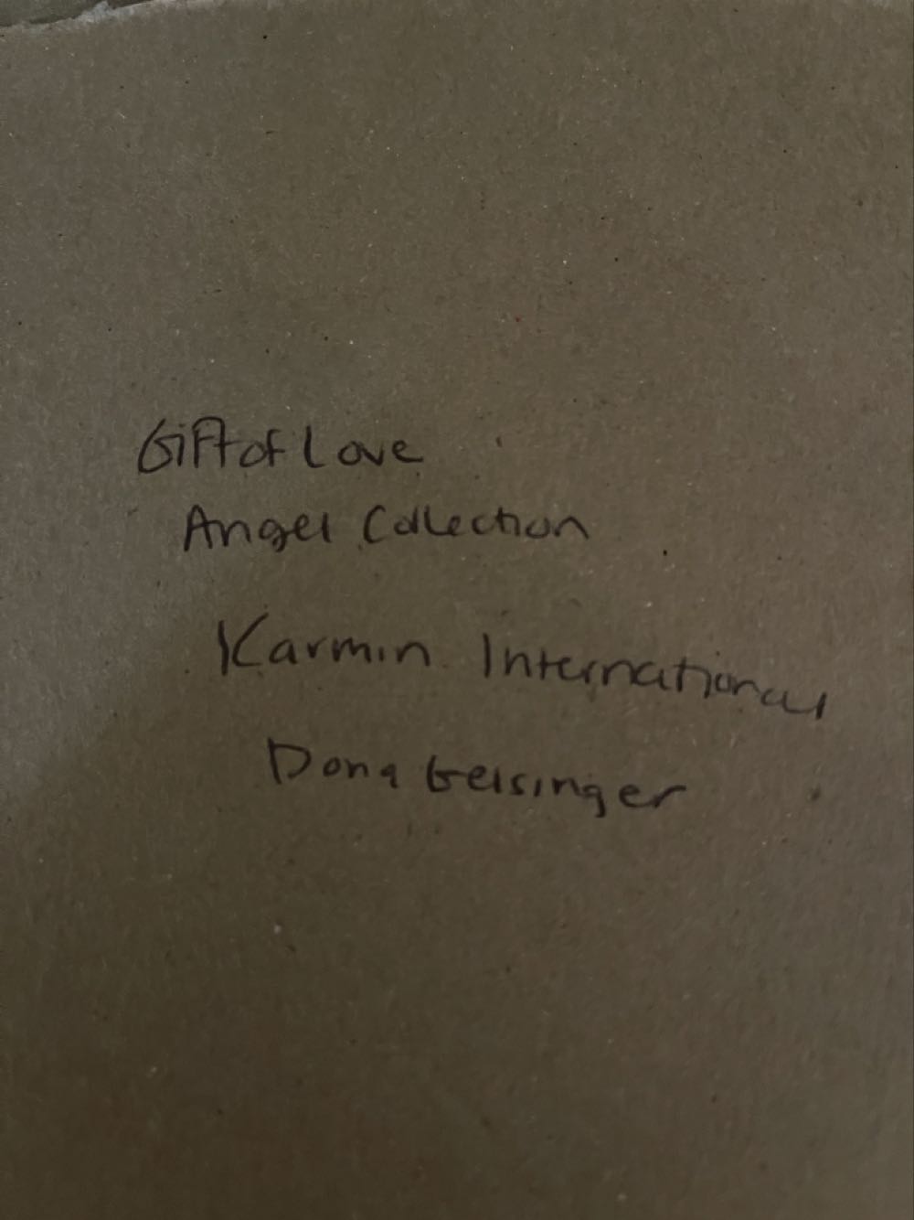 Gift Of Love - Karmin International puzzle collectible - Main Image 2