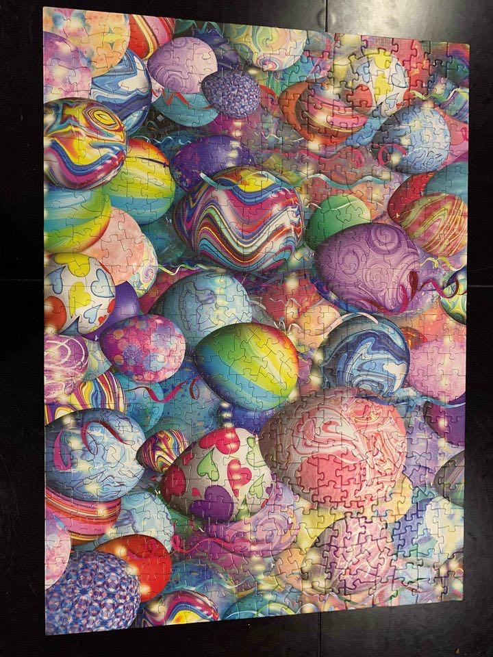 Party Balloons. - Cobble Hill 🇺🇸 puzzle collectible [Barcode 625012850759] - Main Image 3